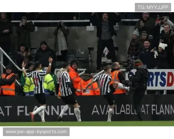 曼城纽卡激战将改变积分榜，英超之巅的对决